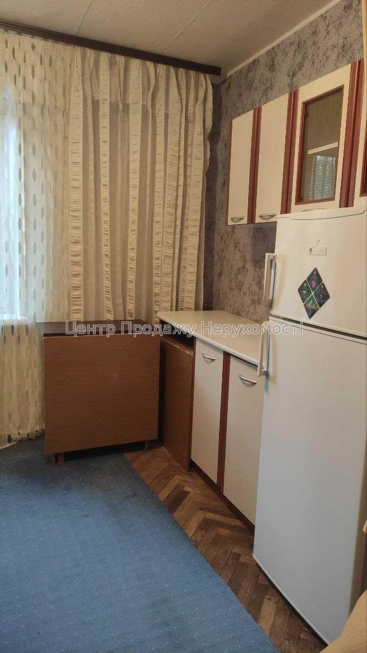 Фото Продаж кімнати5