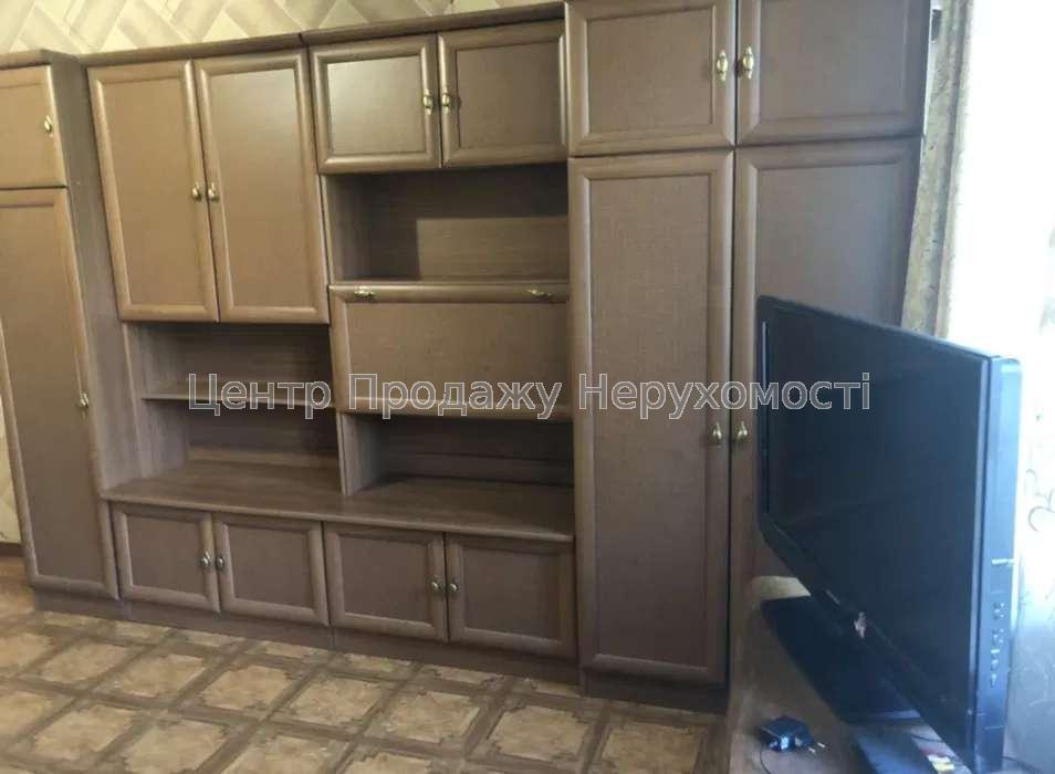 Фото Продаємо 3-ти кімнатну квартиру,1 поверх,66,4 м210
