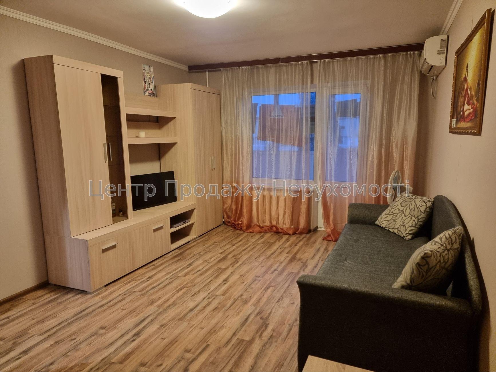Фото Продаж квартири у Солом
