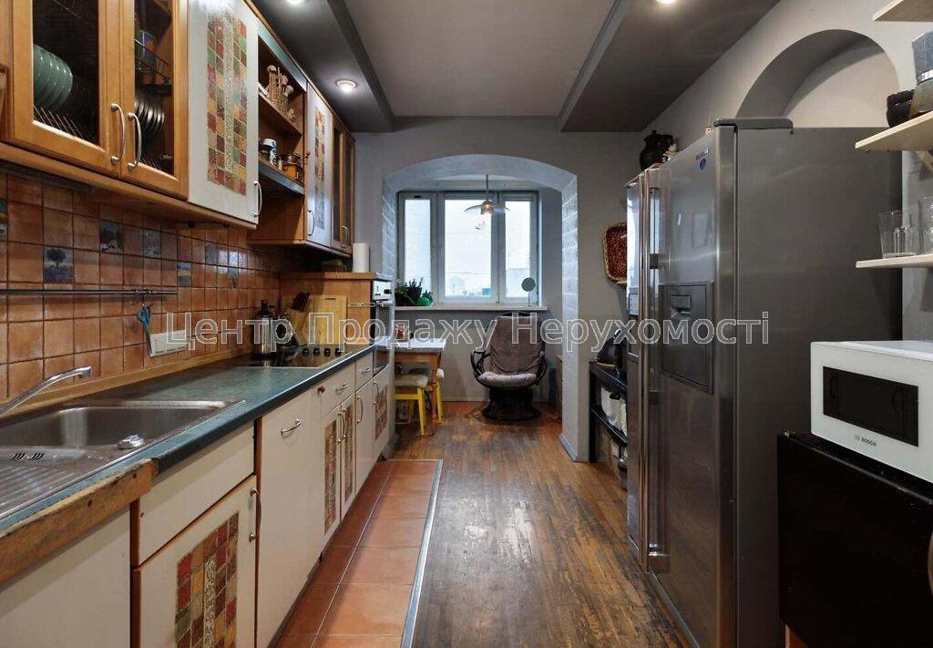 Фото Продаж великої квартири у Києві для любителів ВЕЛИКОГО IB5