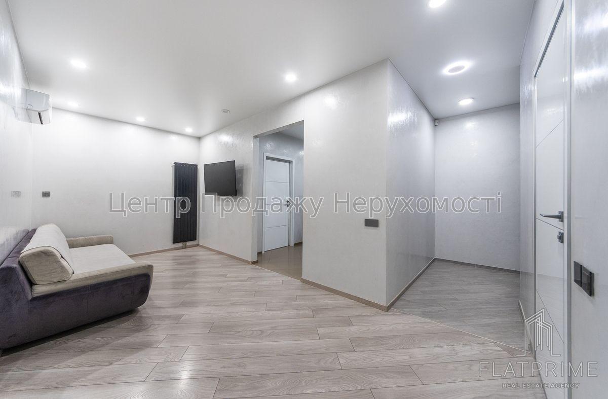 Фото Продаж 3 кімнатної квартири Аболмасова 4а м. Лівобережна10