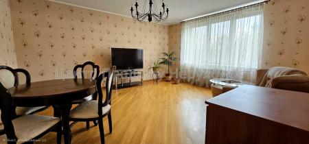 Продам 3-кімнатну квартиру