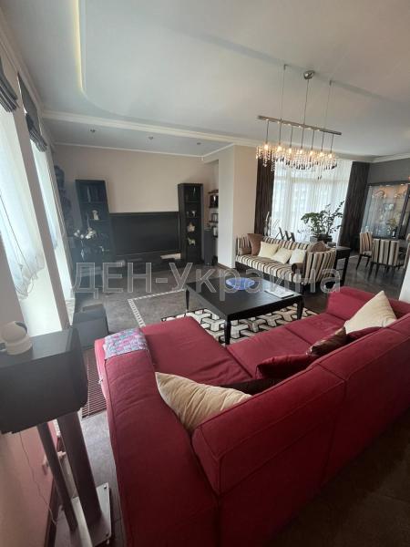 Продам 3-комнатную квартиру, ЖК Новопечерские Липки