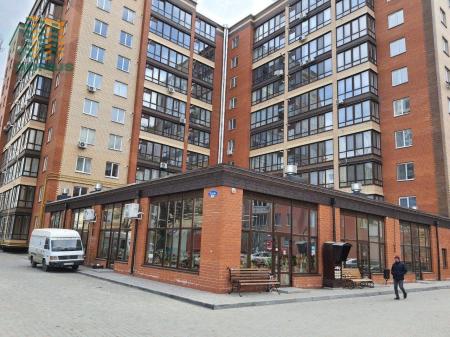 Продам 5-кімнатну квартиру