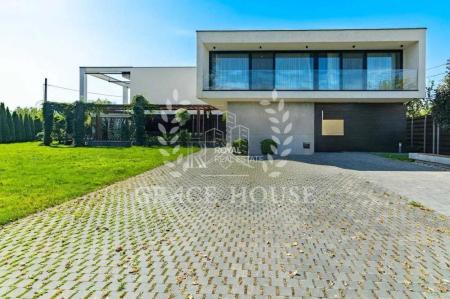 Здам 2-поверховий будинок