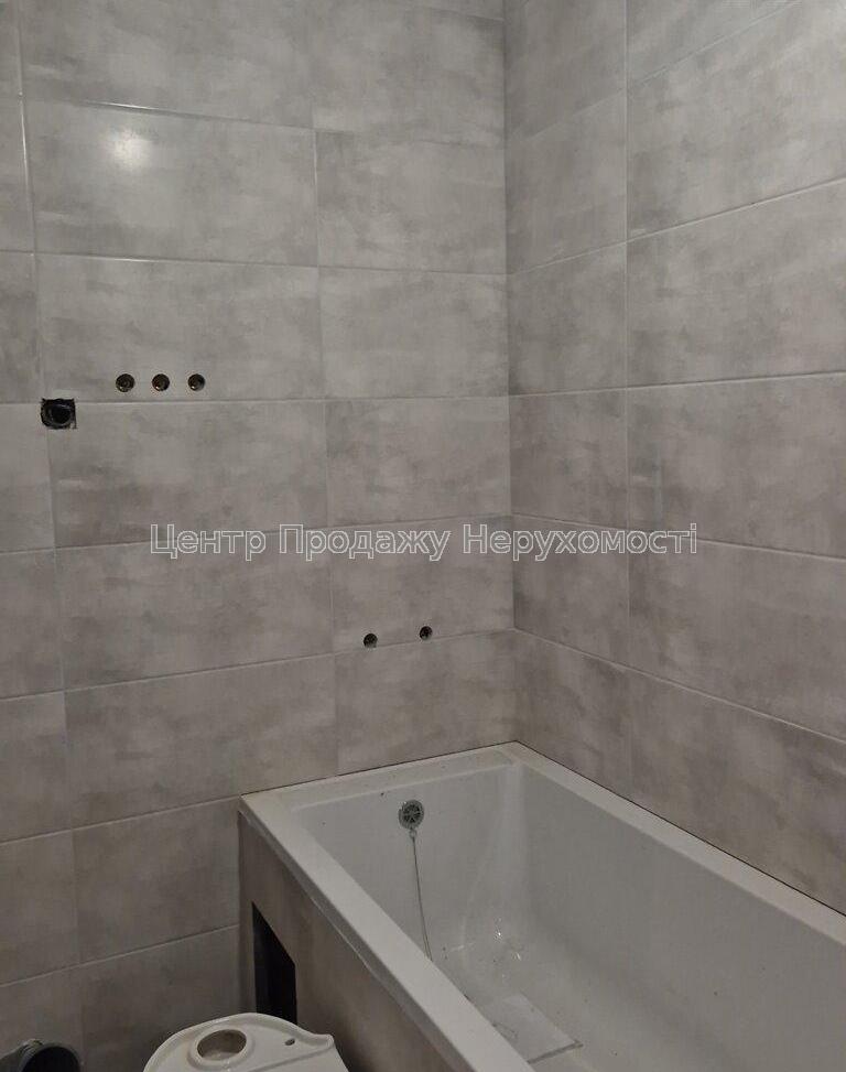 Фото Продаж 2-кімнатної квартири в ЖК 