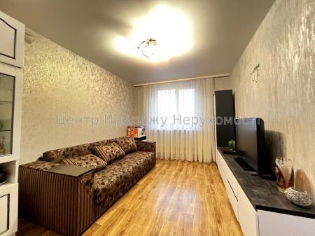 Продам 4-комнатную квартиру