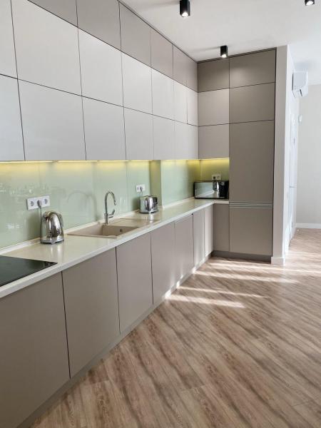 Продам 3-кімнатну квартиру, ЖК Престиж Хол