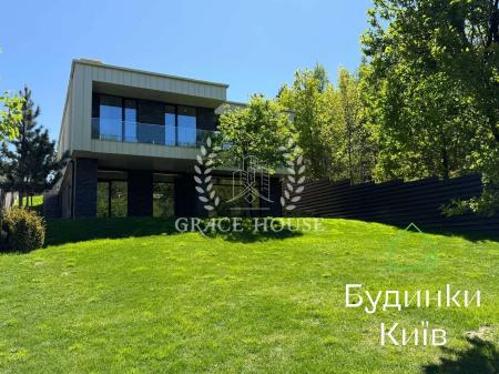 Продам 2-поверховий будинок