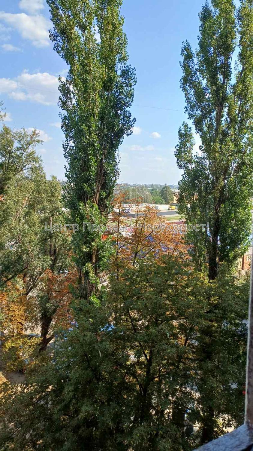 Фото R8 Продам 1к квартиру біля метро Спортивна8