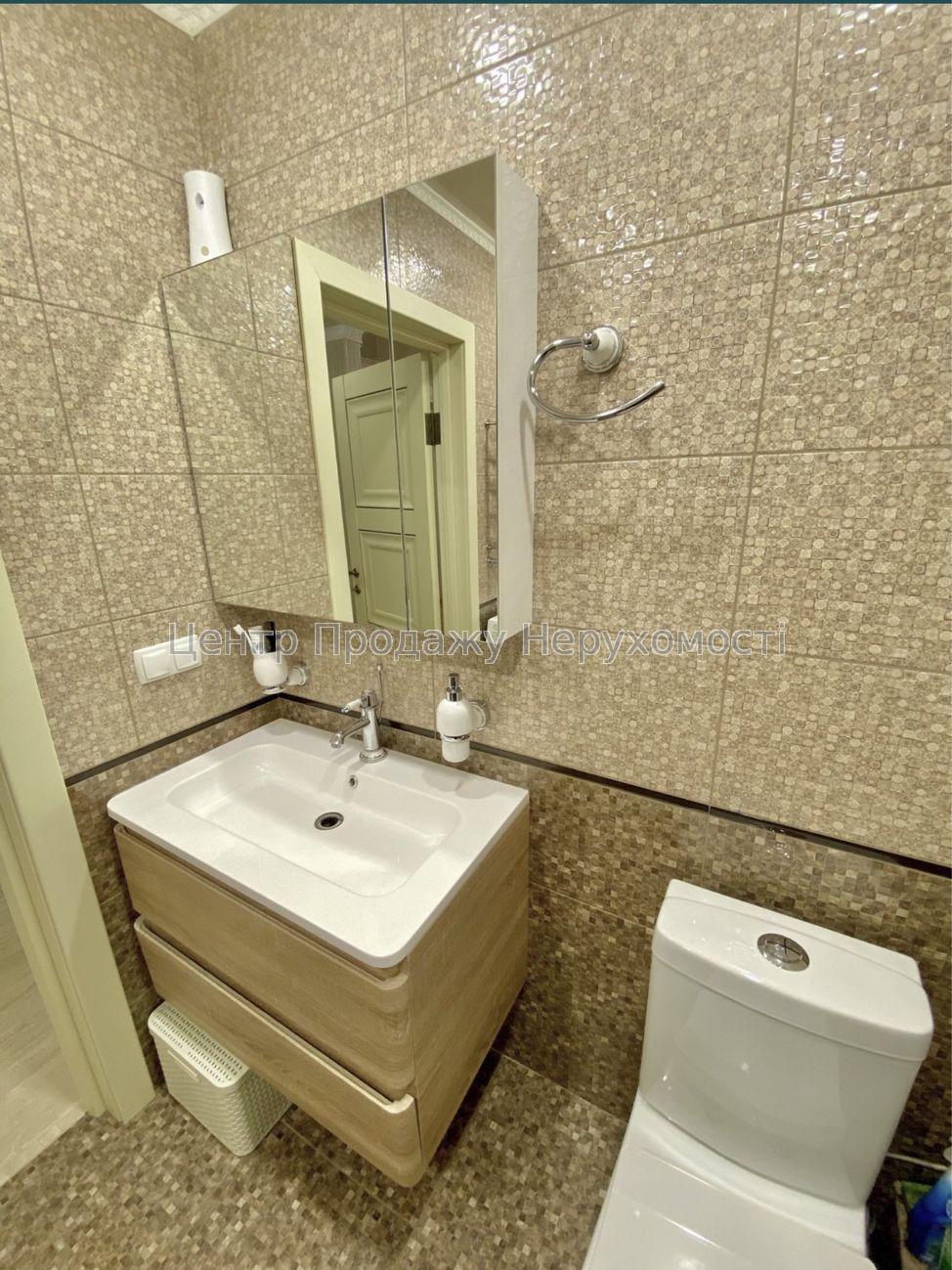 Фото Продаж квартири у ЖК 