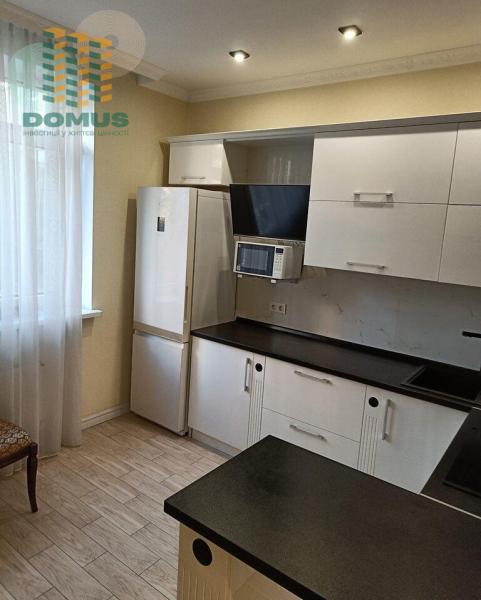 Продам 2-кімнатну квартиру, ЖК&nbsp;«Шоста&nbsp;перлина»