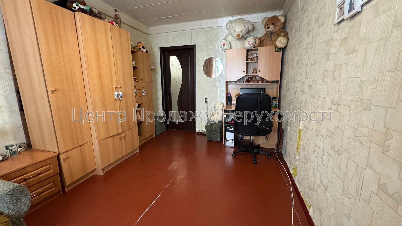 Фото Продам простору 2-кімнатну картиру12