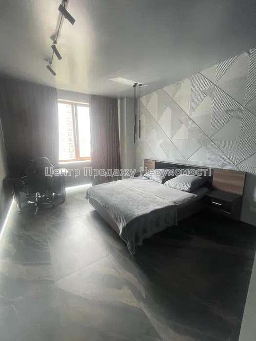 Фото Продам 4 кімнатна квартира ЖК Білий слон9