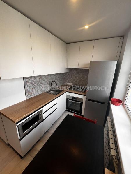 Продам 2-кімнатну квартиру