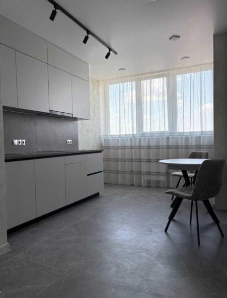 Продам 2-комнатную квартиру в новостройке, ЖК Бульвар Акаций