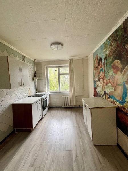 Продам 2-кімнатну квартиру