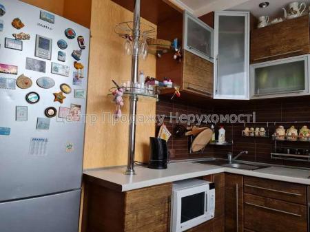 Продам 2-кімнатну квартиру