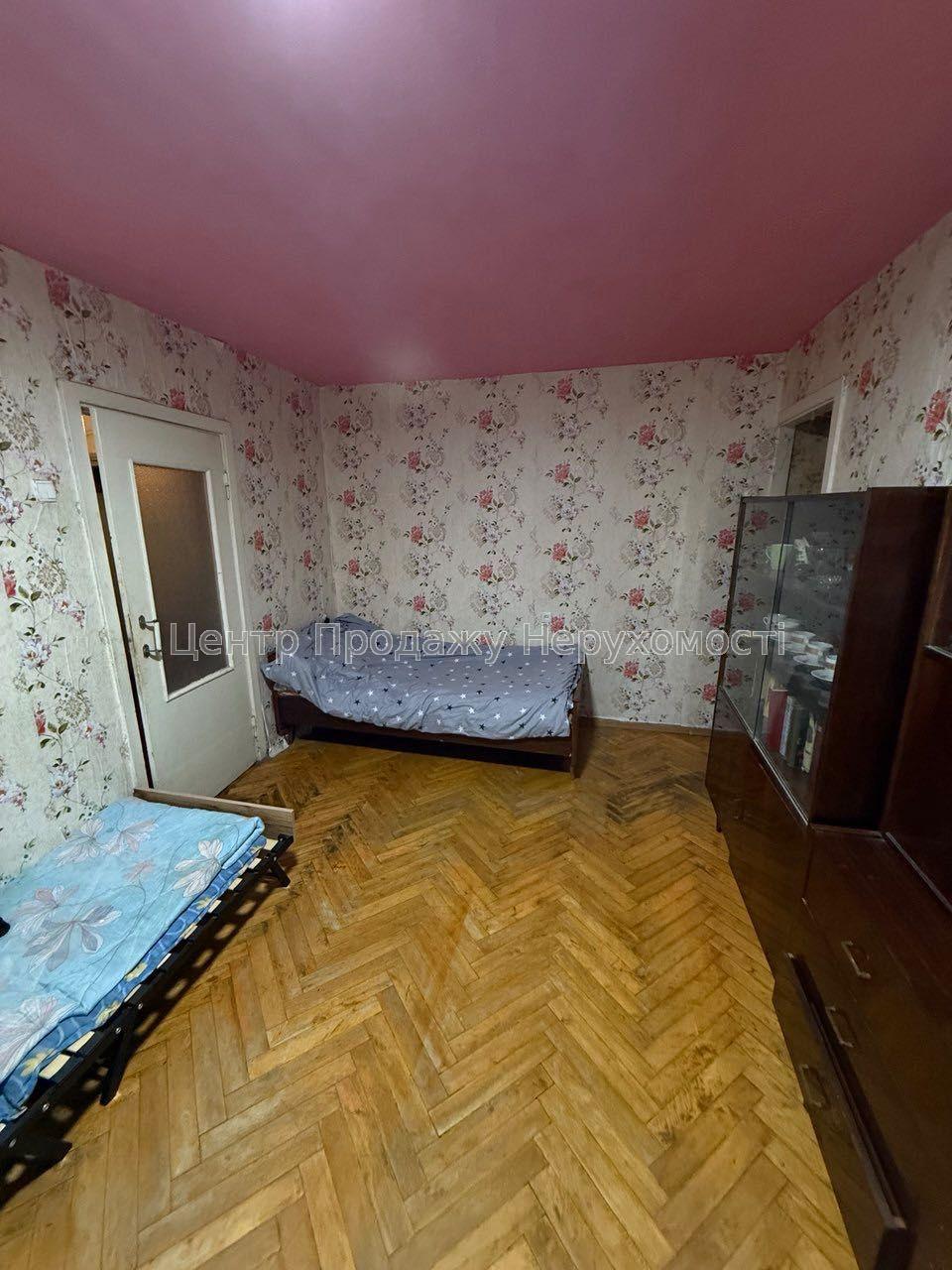 Фото Продам 3-кімнатну біля Голосіївський парк та озеро ІВ10