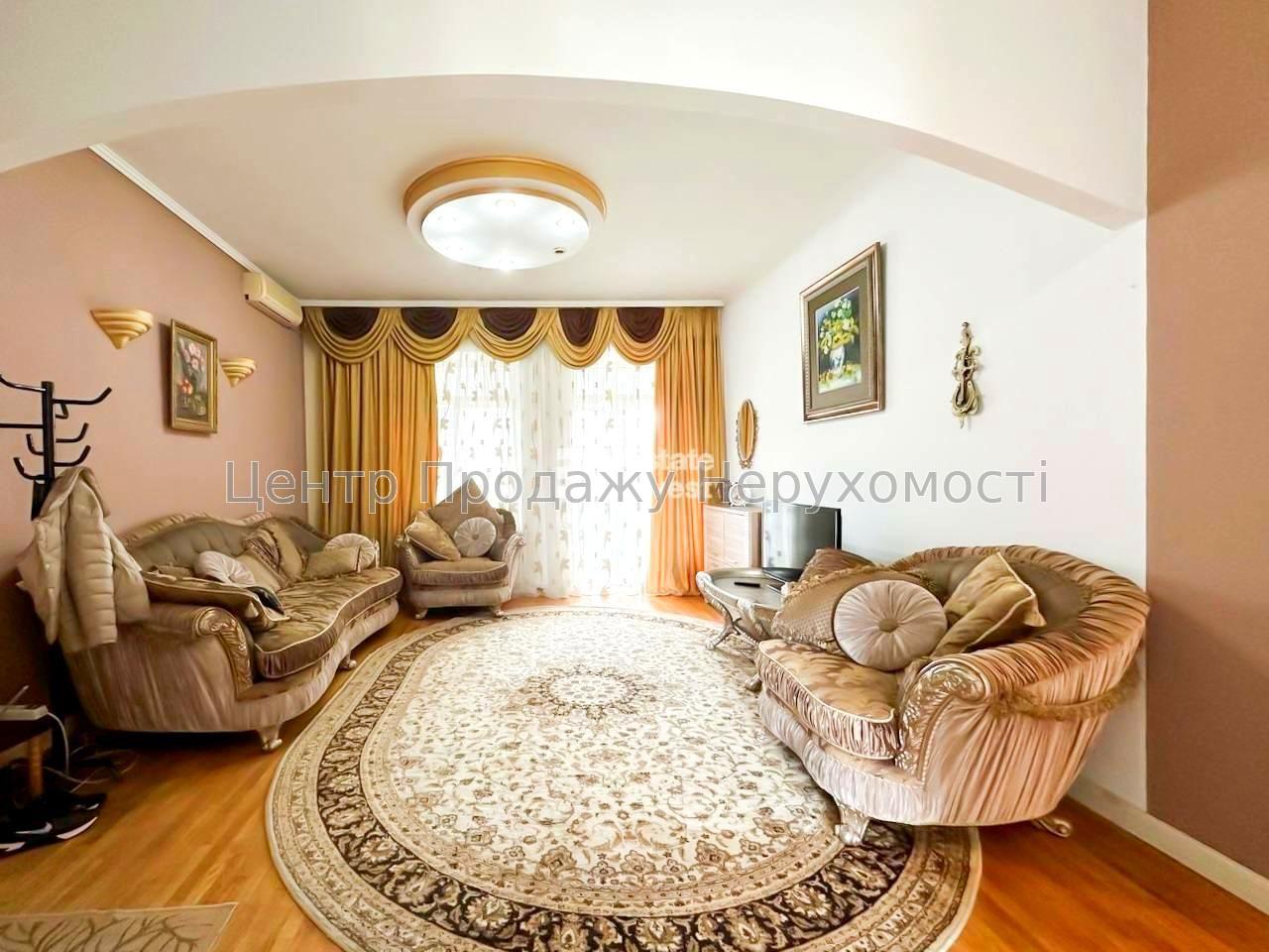 Фото Продам 3 кімн. квартиру на вул. Євгена Котляра2