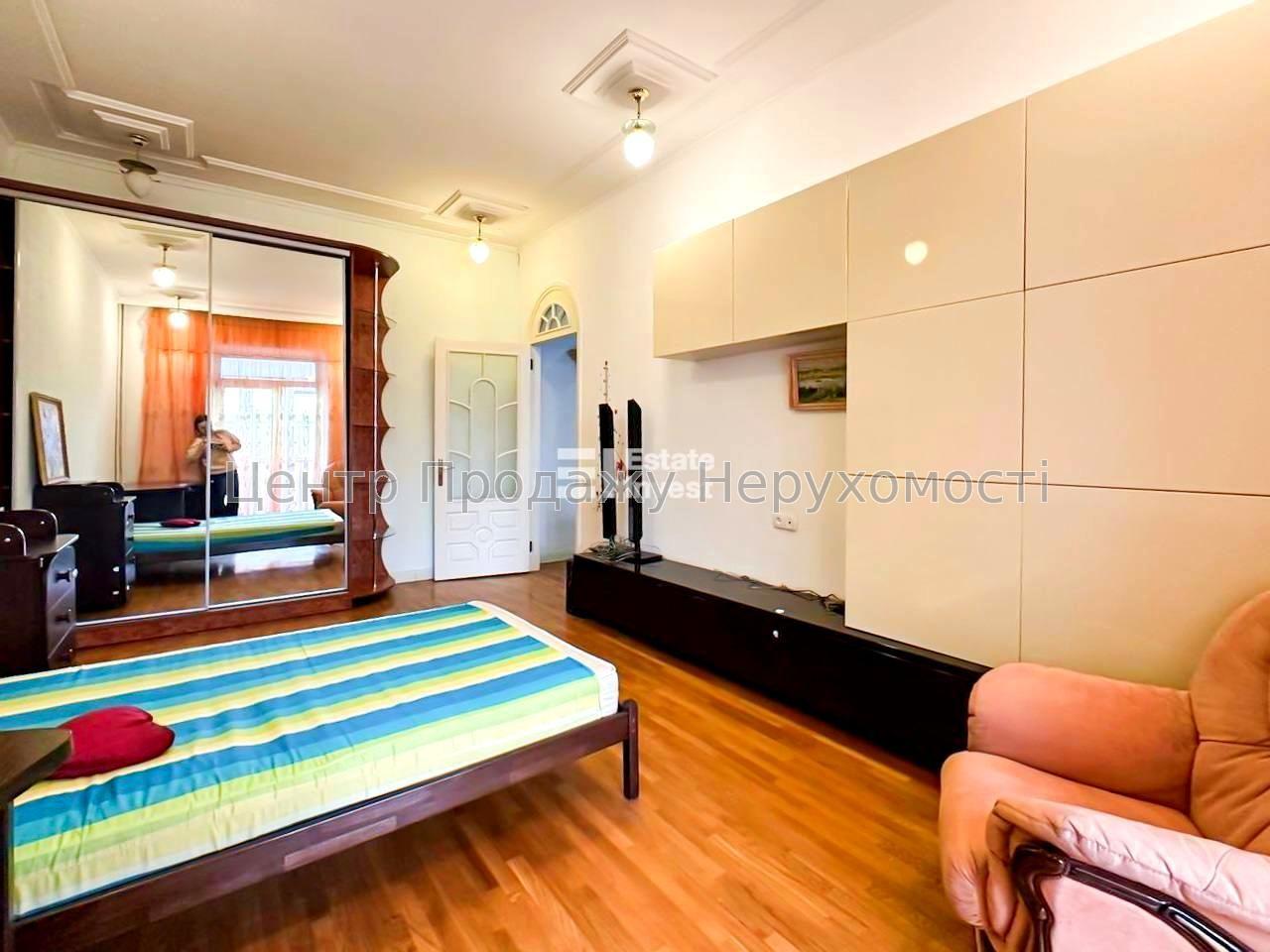 Фото Продам 3 кімн. квартиру на вул. Євгена Котляра6