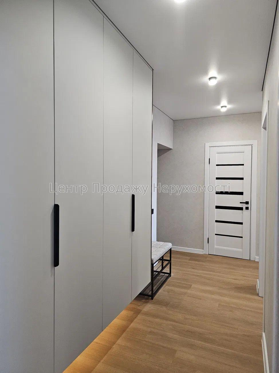 Фото Продаж квартири в ЖК 