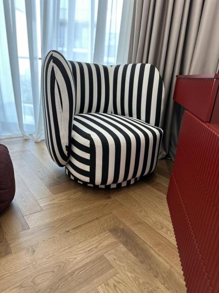 Продам 2-поверховий будинок, КГ Sherwood