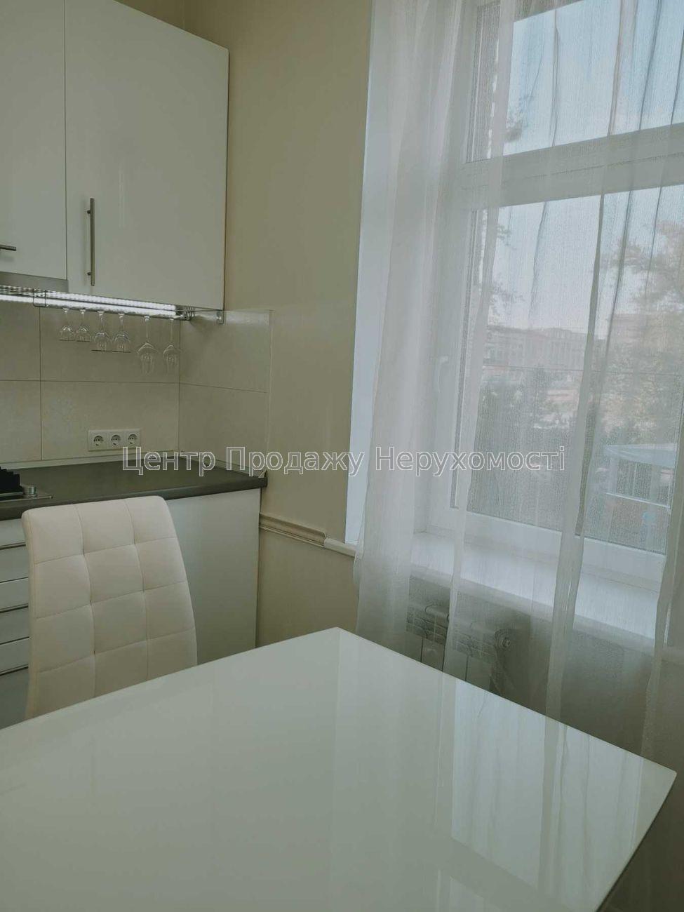 Фото Здам 2-к квартиру, метро Наукова4