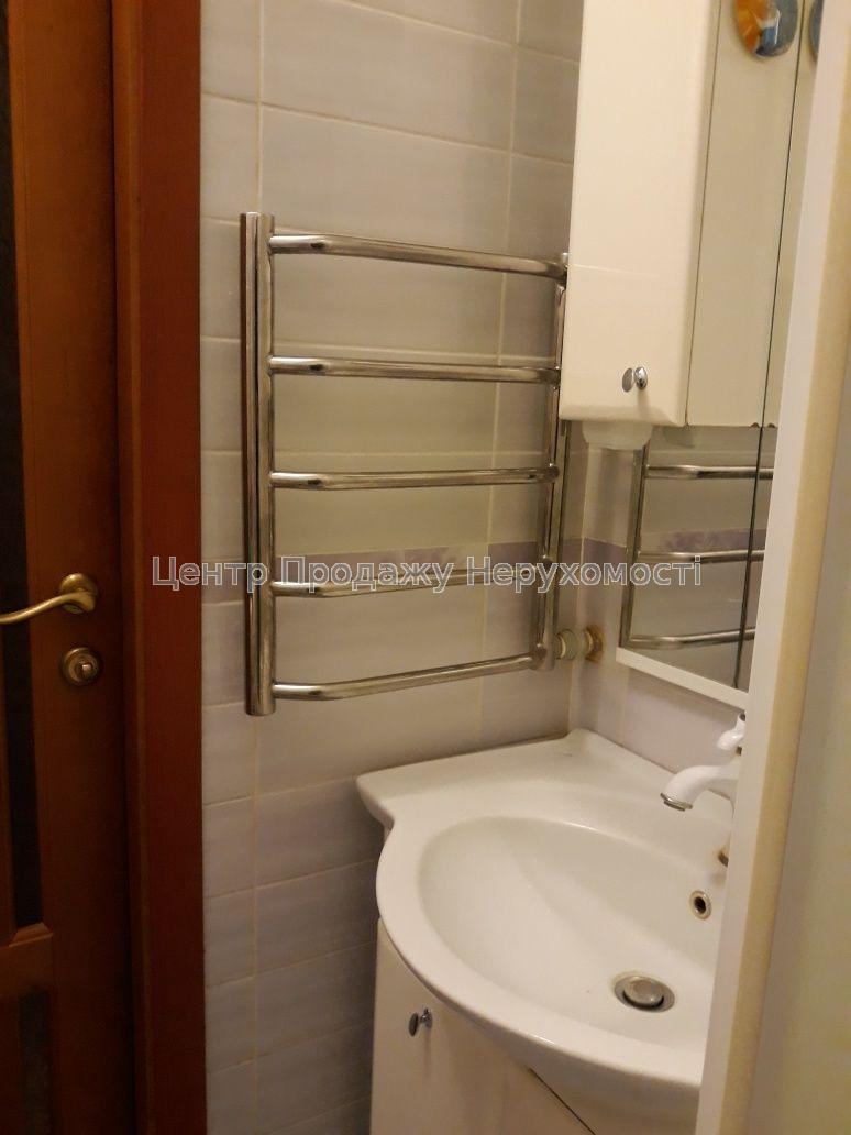 Фото продам 2-кімнатну квартиру на Оболоні ІВ8