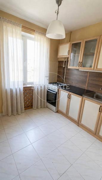 Продам 2-комнатную квартиру