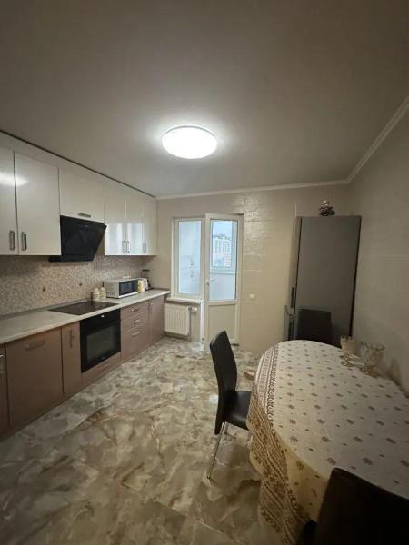 Сдам 3-комнатную квартиру в новостройке, ЖК Амурский