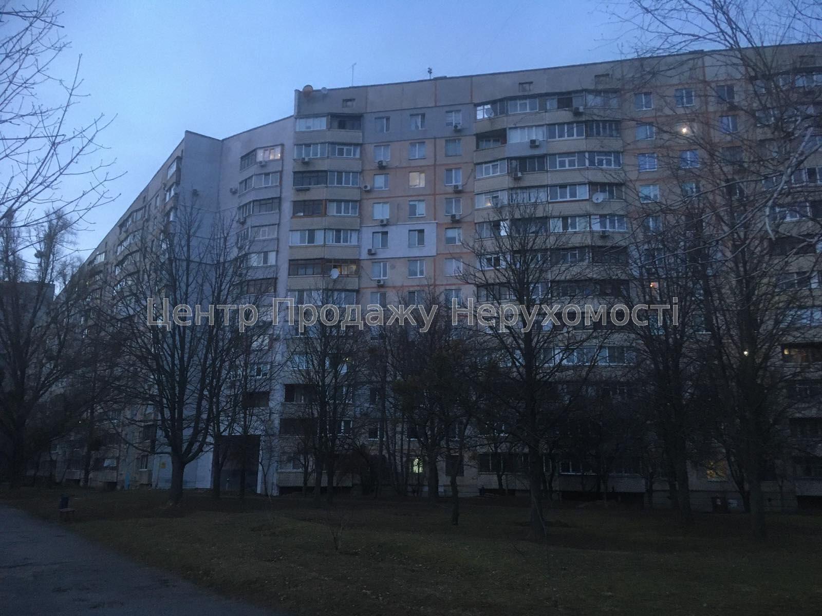 Фото Краща пропозиція! 3 кімнтатна квартира біля метро Перемоги!14