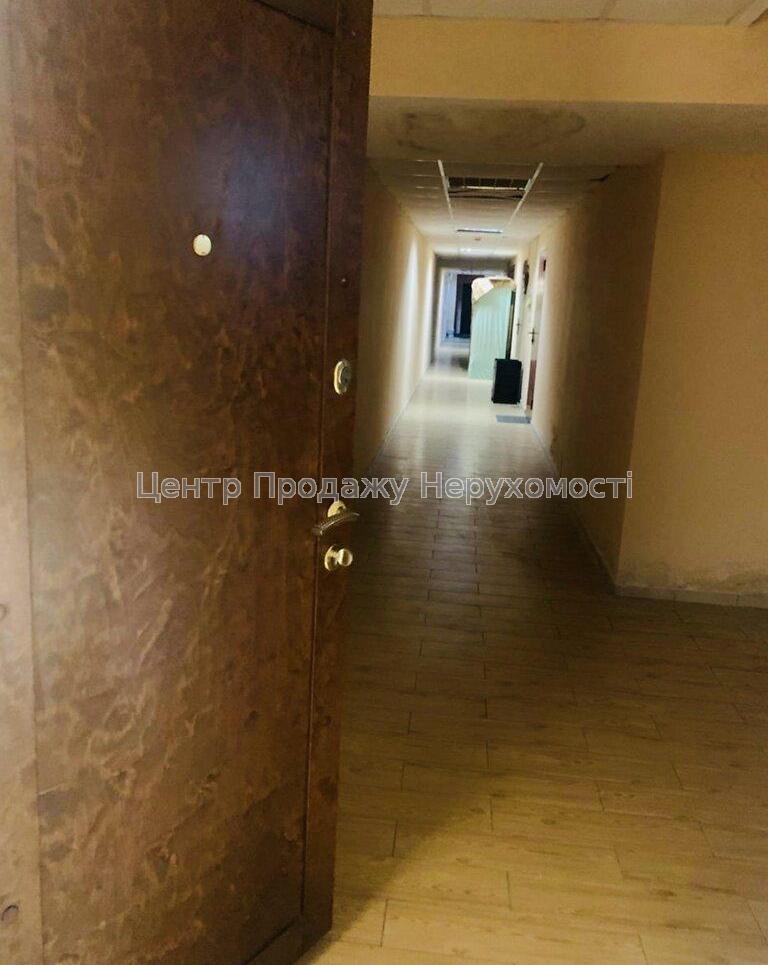Фото Продам нежитлове приміщення, район ТРЦ Україна11