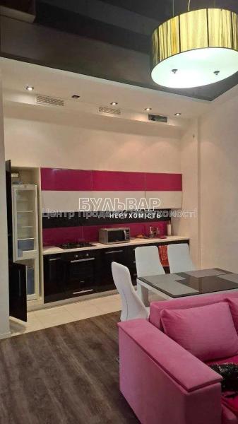 Продам 3-комнатную квартиру