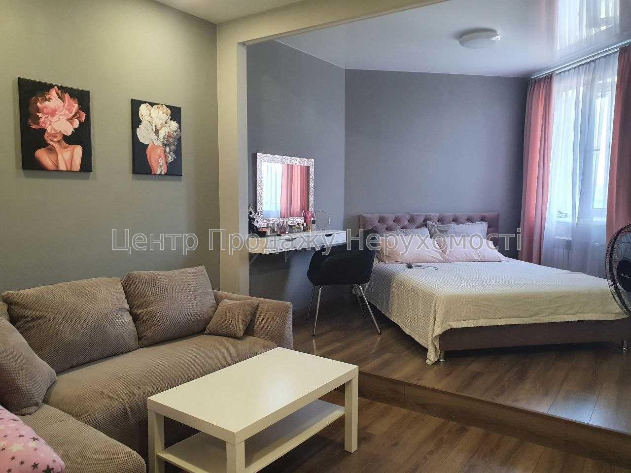 Фото Продаж квартири з сучасним ремонтом в 10 хвилинах від метро1