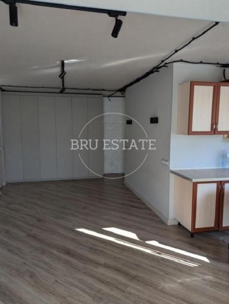 Продам 3-комнатную квартиру
