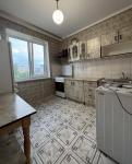 Продам 2-кімнатну квартиру, 56.30 м², радянський ремонт