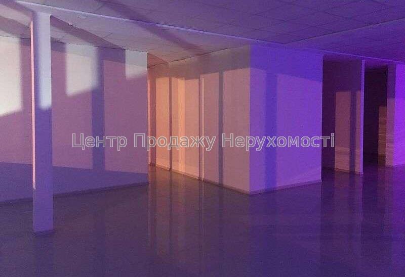 Фото Оренда приміщення на пр. Науки, метро Наукова11