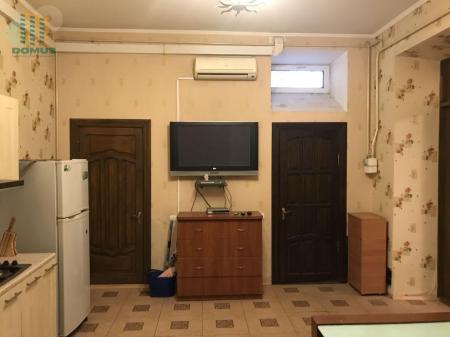 Продам 3-кімнатну квартиру