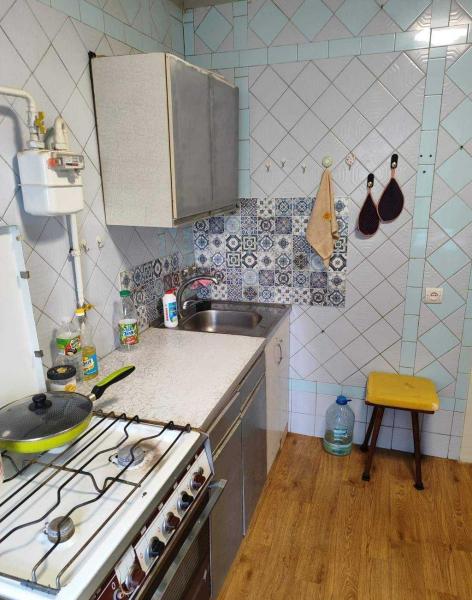 Продам 2-кімнатну квартиру