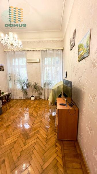 Продам 3-кімнатну квартиру