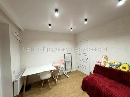 Продам 2-комнатную квартиру