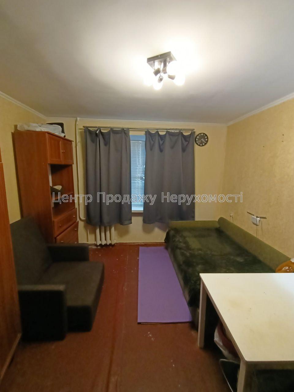 Фото У продажі кімната у гуртожитку по вул.Новопирогівська, 27/21