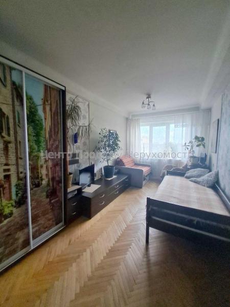 Продам 3-кімнатну квартиру
