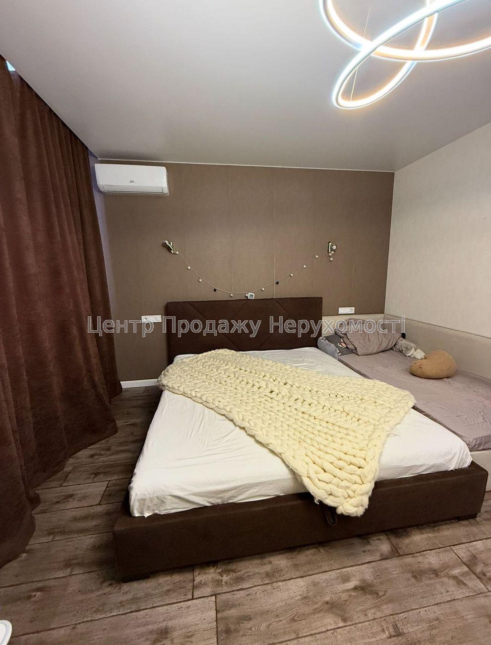 Фото Продаж квартири12