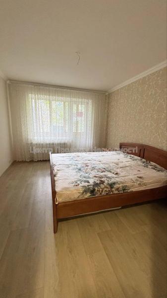 Продам 3-кімнатну квартиру