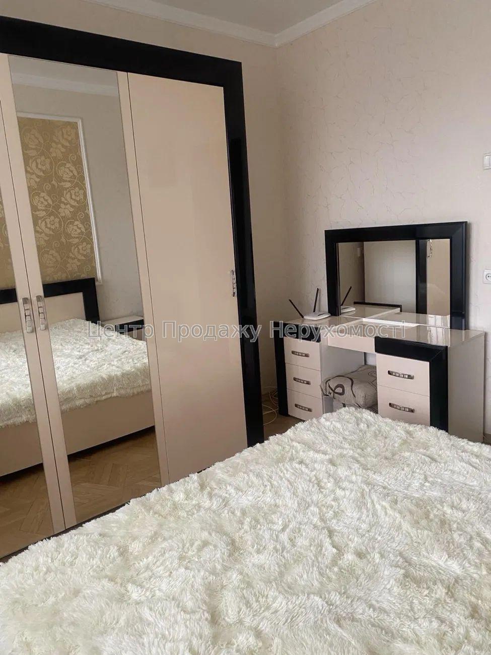 Фото Продається 4 кімнатна квартира в Харкові. Салтівка1