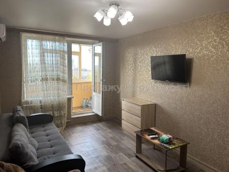 Продам 2-кімнатну квартиру