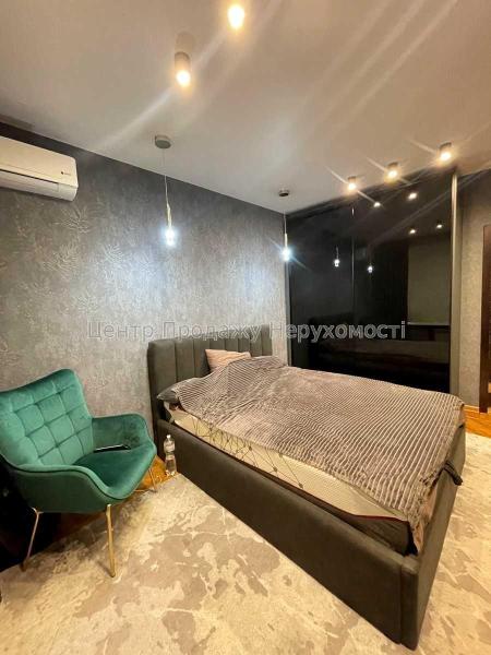 Продам 3-кімнатну квартиру