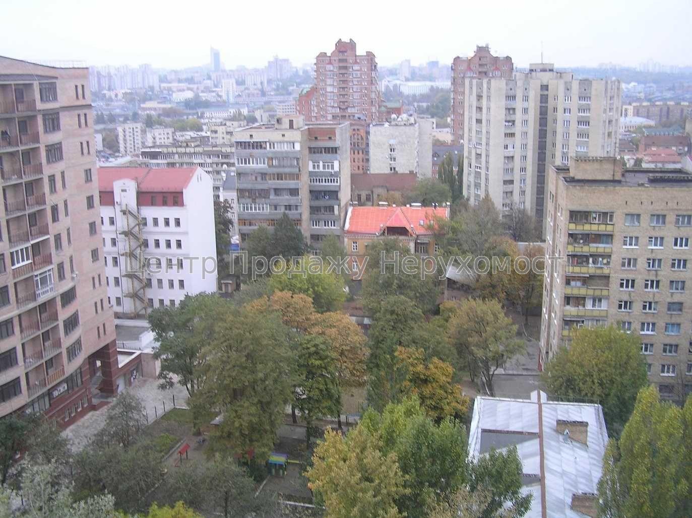 Фото Продаж 2-рівневої 5-кімнатної квартири в Києві24